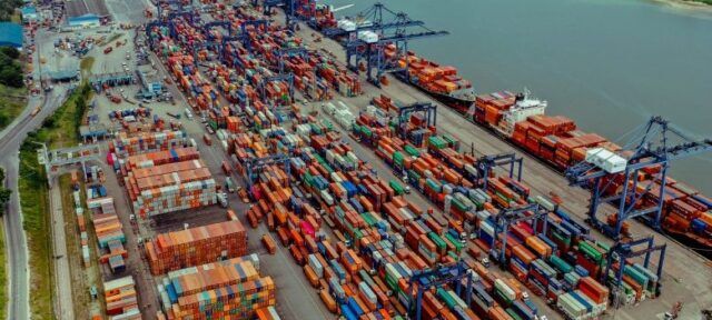 Dar Port Dar-es-Salam Port faces Severe Congestion as Traffic Grows